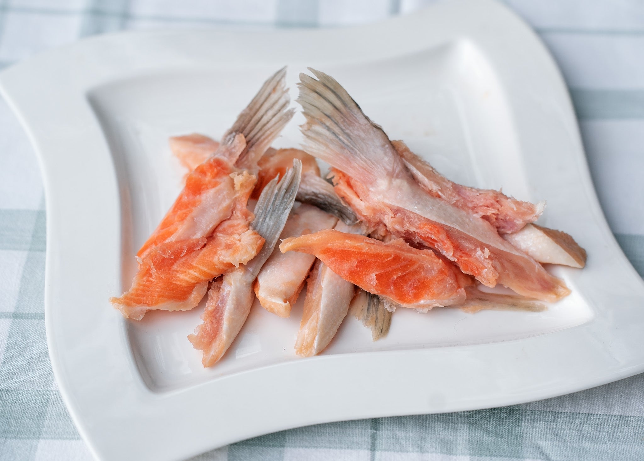 Salmon Belly 1Kg Whisker Licks